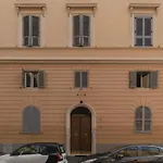 Rione Prati Elegant Apartment With Balcony